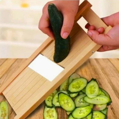 Mandoline-japonaise-concombre