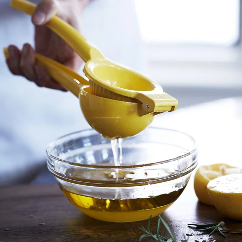 PRESSE CITRON MANUEL | LlMONSQUEEZ™